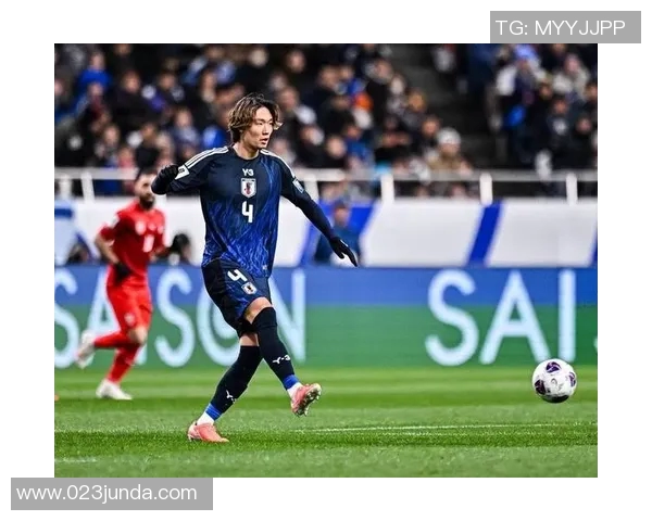 日本足球明星的成长历程与辉煌成就全景回顾