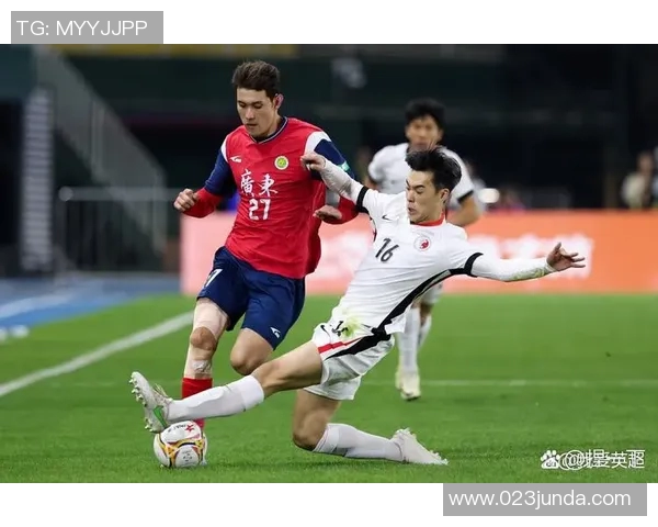 足球明星突发重病视频曝光引发球迷广泛关注与担忧